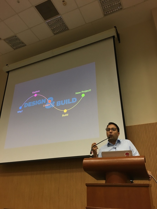 Nav Pawera speaking at iOS Conf in Singapore